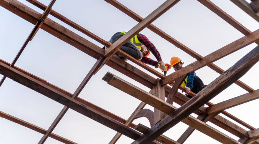 Professional gutter cleaning services in New Castle, DE